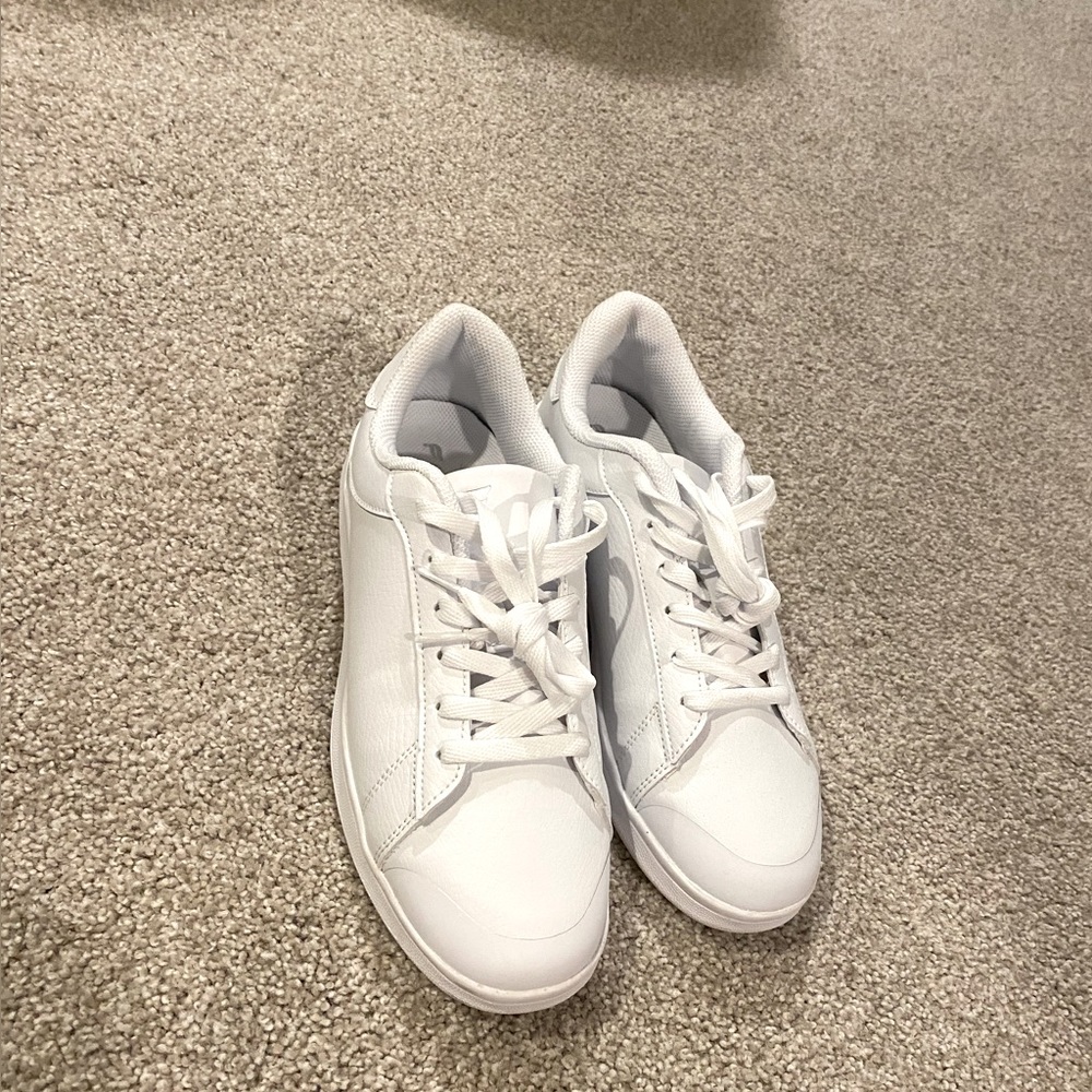 New fabletics white sneakers! So cute but too small! Never worn!